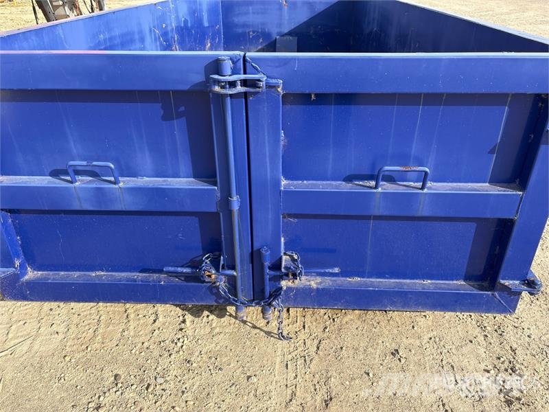 16 ft 7 in Roll-Off Container Speciális konténerek