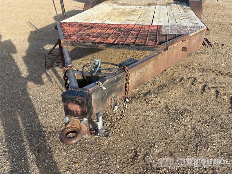 16 ft Tri/A Flatbed Trailer Прицепы-платформы/боковая разгрузка