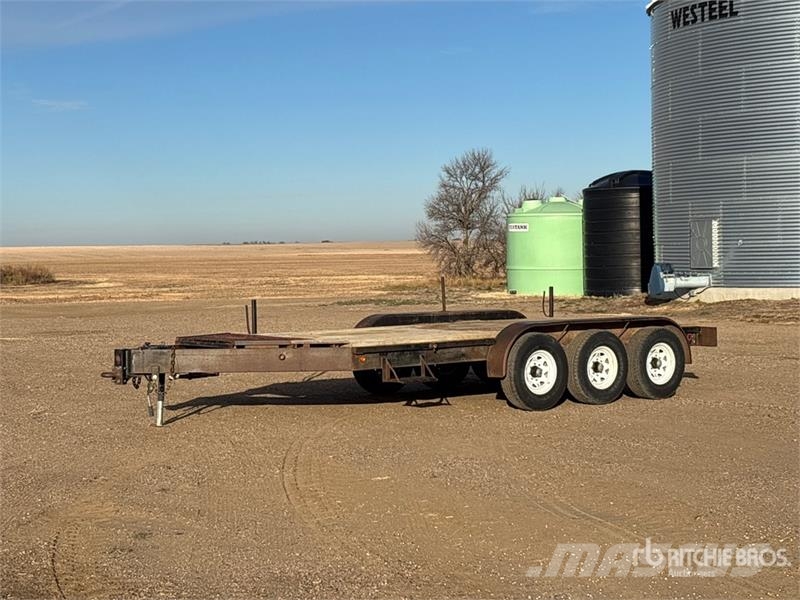 16 ft Tri/A Flatbed Trailer Прицепы-платформы/боковая разгрузка