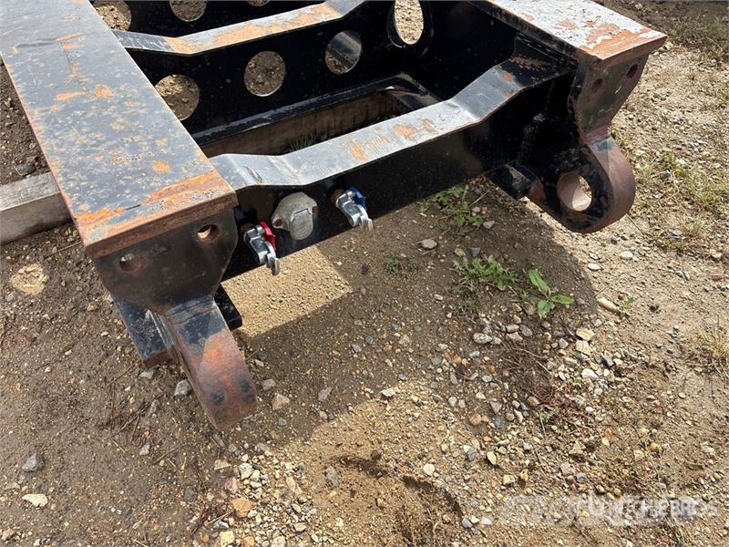 16 ft x 102 in Trailer Deck Transportes - Outros