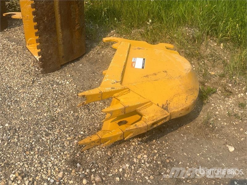 16 in Q/C Digging Backhoe Rear Bucket Godet