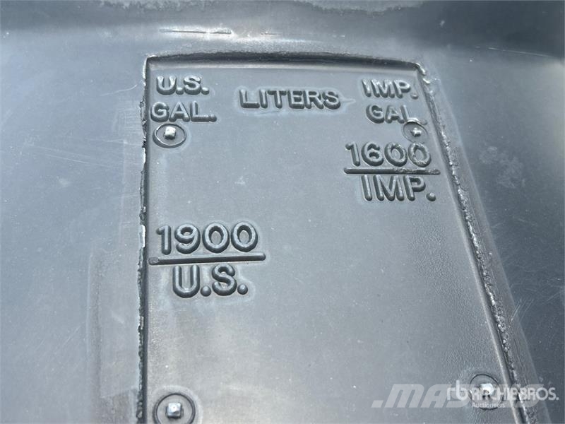 1600 gal Water Tank 연료 및 첨가제 탱크
