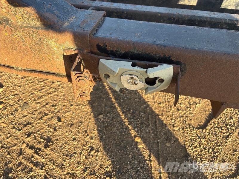  17 ft Windrower Transport Trailer مقطورات أخرى