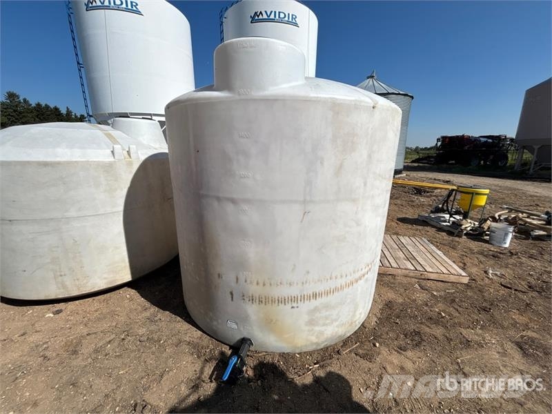  1750 gal Water Tank Fuel and additive tanks