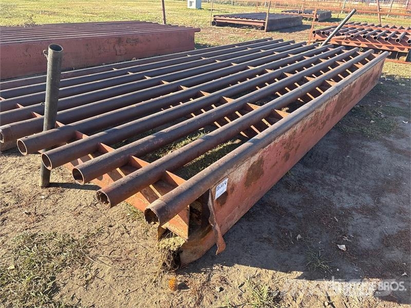  18 ft x 7 ft 1 in Texas Gate Altri macchinari per bestiame