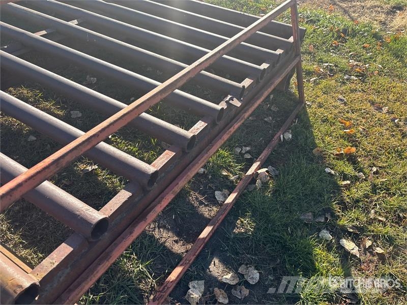  18 ft x 7 ft 1 in Texas Gate Altri macchinari per bestiame