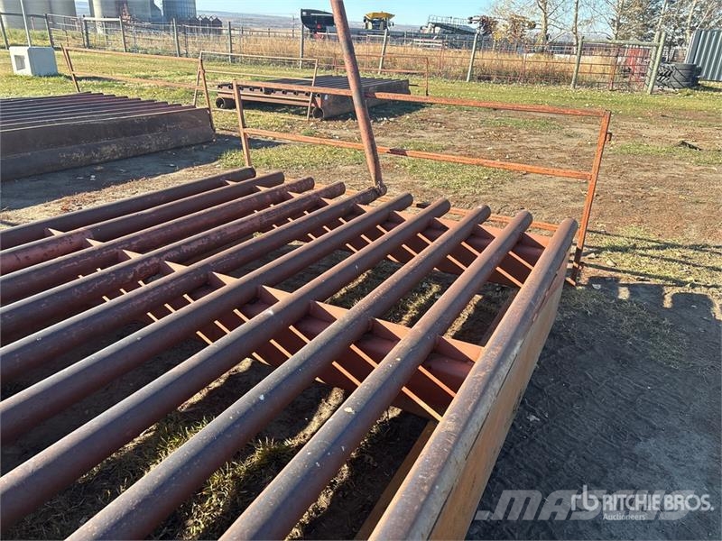  18 ft x 7 ft 1 in Texas Gate Altri macchinari per bestiame