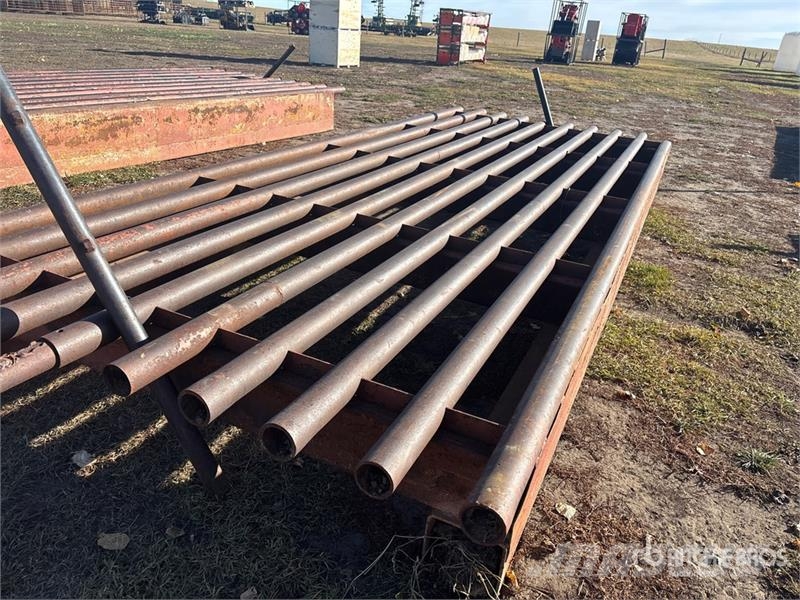  18 ft x 7 ft 1 in Texas Gate Altri macchinari per bestiame