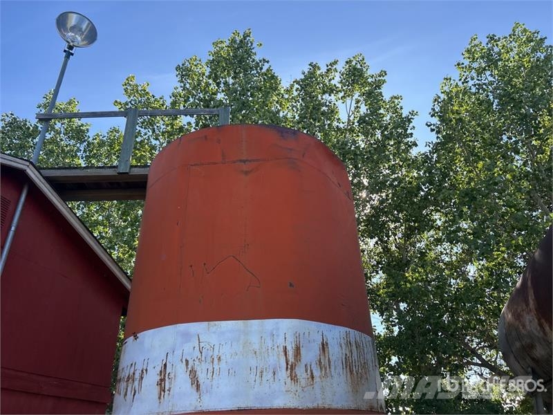 1800 L Steel Diesel Fuel Tank Kraftstoff- und Zusatzstoffbehälter