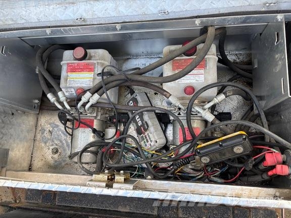 19 ft T/A Equipment Trailer 清障车