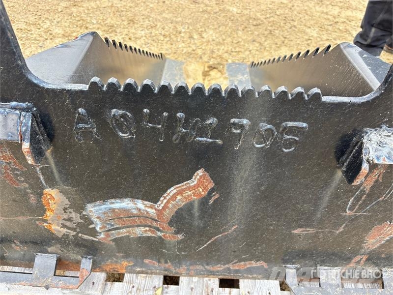  19 in Skid Steer Stump Bucket Kašike / Korpe