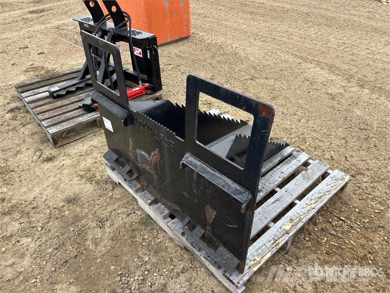  19 in Skid Steer Stump Bucket Kašike / Korpe