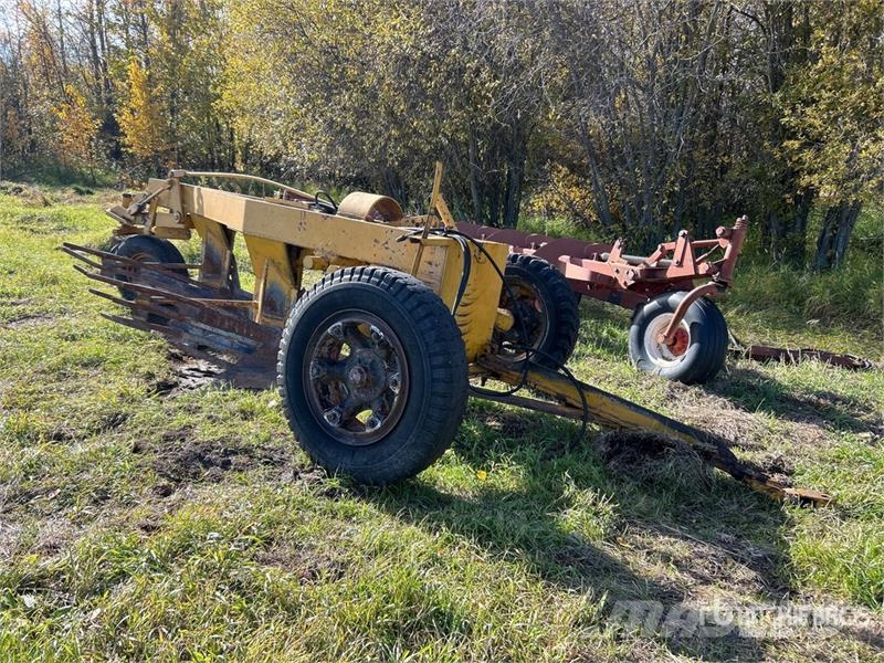  2 Bottom Breaking Plow محاريث