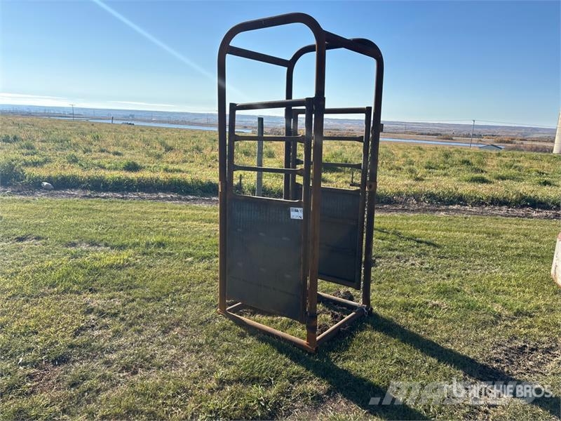 2 ft 7 in x ft 7 in Cattle Alley (Unused) Оборудование для животноводческих ферм