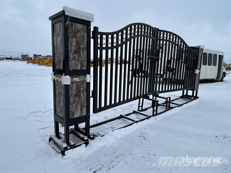  20 ft x 8 ft Steel Bi-Parting Driveway Gate (Unuse ماكينات زراعية - غير ذلك