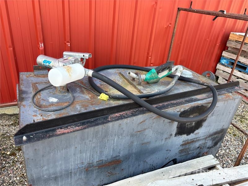 200 gal Fuel Tank 연료 및 첨가제 탱크