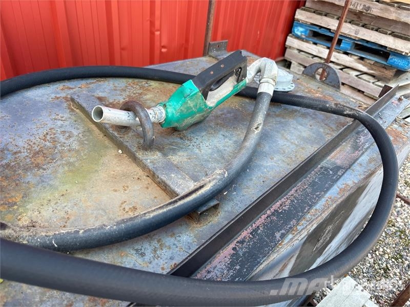 200 gal Fuel Tank 연료 및 첨가제 탱크