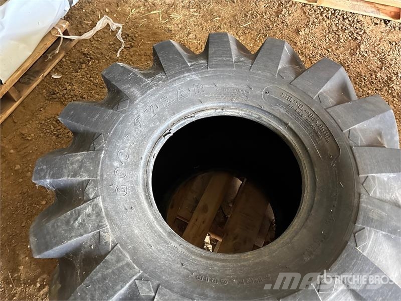 21.5L-16.1SL Tires Gume, točkovi i felne