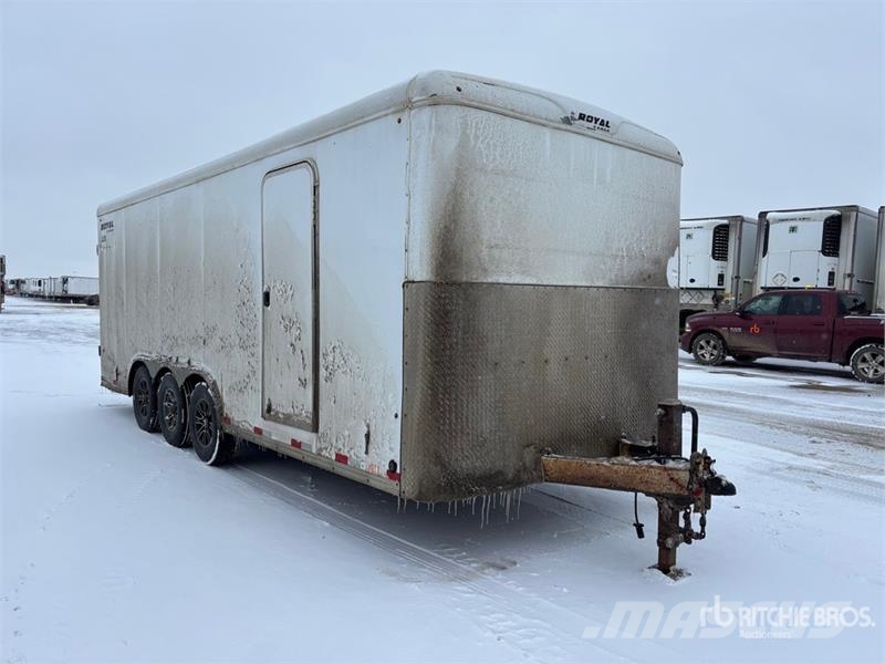 22 ft Tri/A Enclosed Trailer Прицепы-фургоны