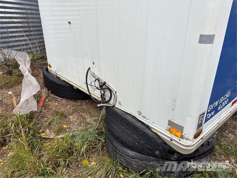  22 ft X 98 in Truck Cargo Box معدات النقل - غير ذلك