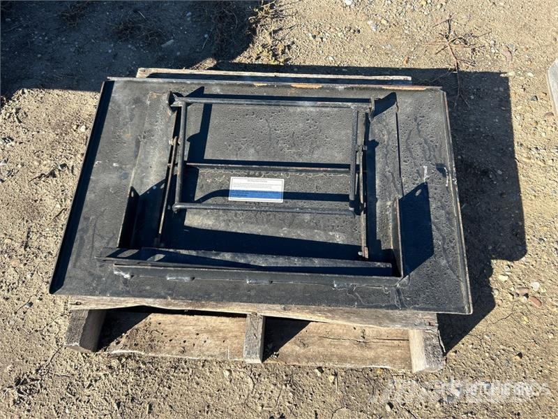 22 in x 32.5 in Bin Door Insert Afgrødehåndtering - Andet udstyr