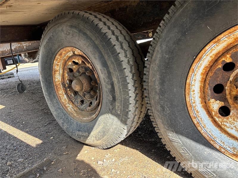  24 ft 5 in x 10 ft Portable Tri/A Trailer Mounted  Інші причепи