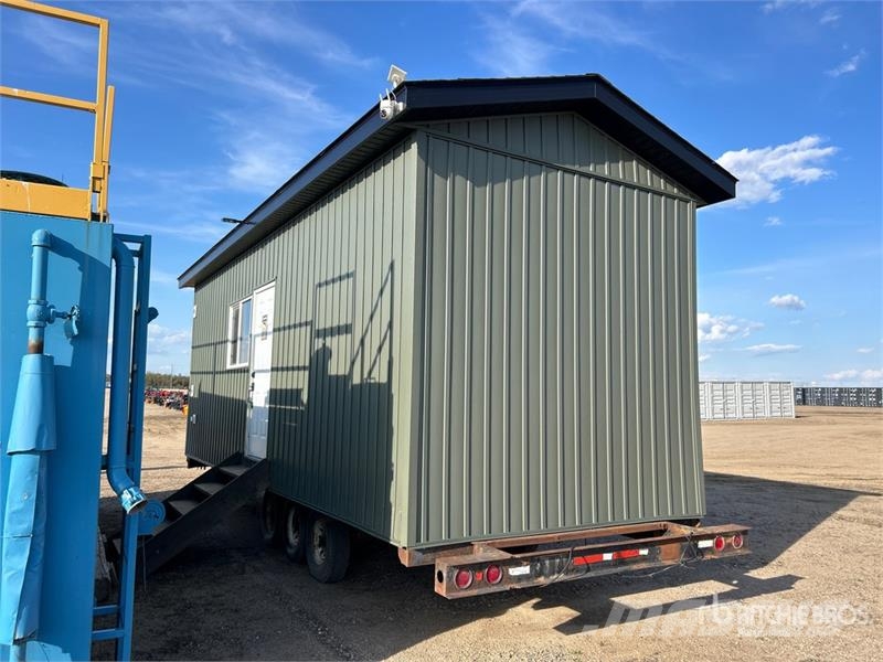  24 ft 5 in x 10 ft Portable Tri/A Trailer Mounted  Інші причепи