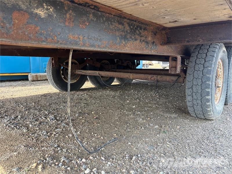  24 ft 5 in x 10 ft Portable Tri/A Trailer Mounted  Інші причепи