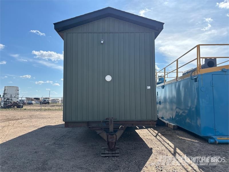  24 ft 5 in x 10 ft Portable Tri/A Trailer Mounted  Други ремаркета