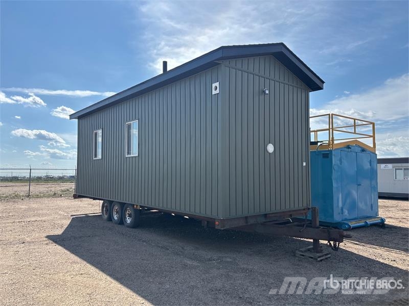  24 ft 5 in x 10 ft Portable Tri/A Trailer Mounted  Інші причепи