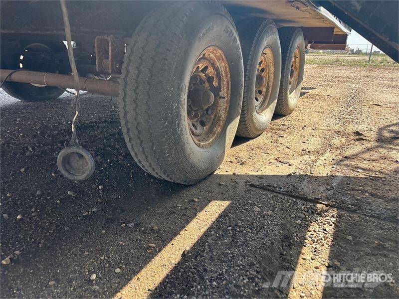  24 ft 5 in x 10 ft Portable Tri/A Trailer Mounted  Інші причепи