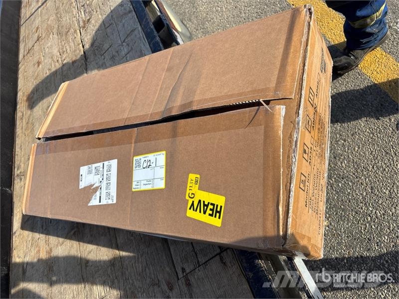  24 ft Bi-Parting Driveway Gate (Unused) ماكينات زراعية - غير ذلك