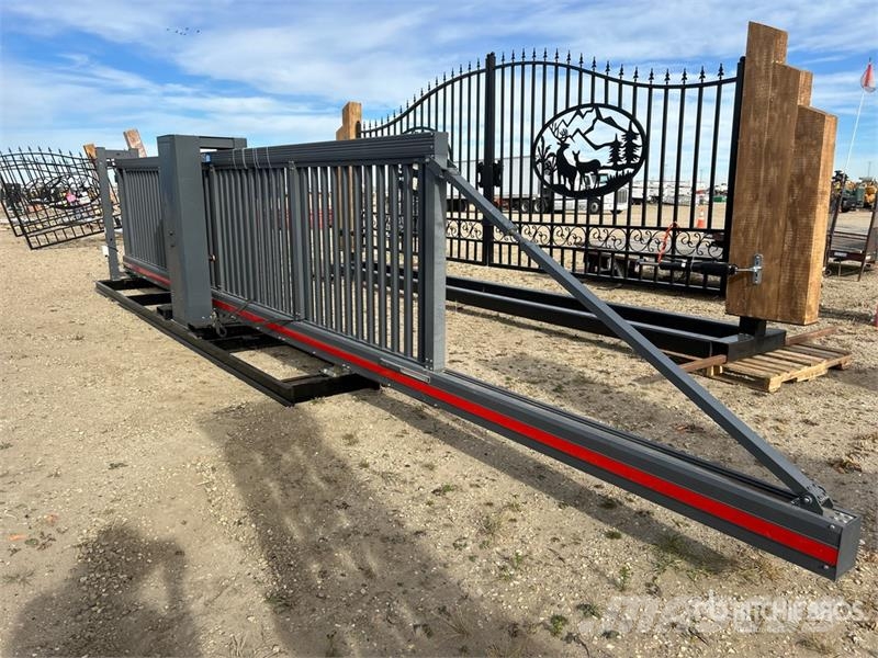  24 ft Steel Sliding Driveway Gate (Unused) Sonstige Landmaschinen