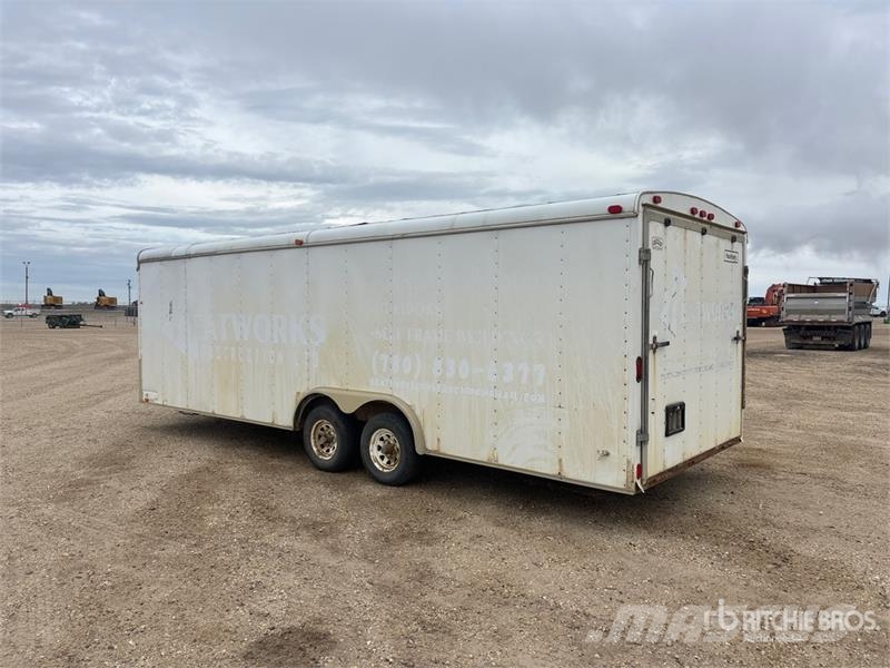 24 ft T/A Enclosed Trailer Прицепы-фургоны