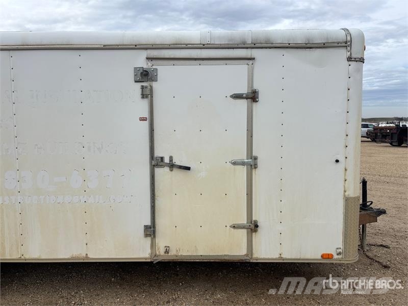 24 ft T/A Enclosed Trailer Прицепы-фургоны
