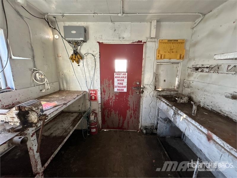 24 ft x 10 ft Skid-Mounted Shack Mobile Office Építőipar - Egyebek