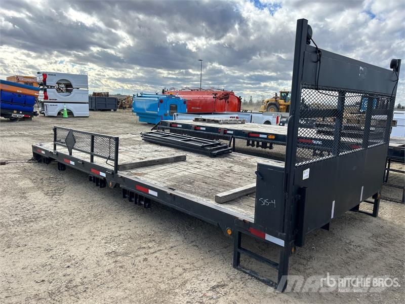 24 ft x 102 in Truck Flatbed Body Фургони