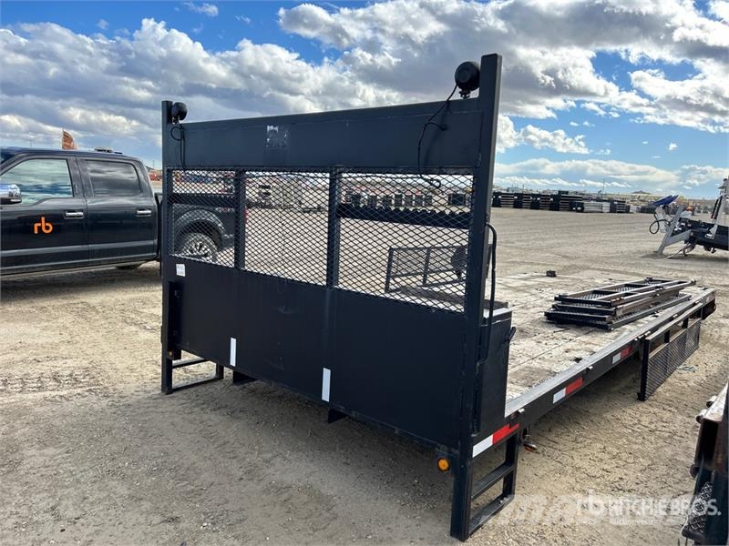 24 ft x 102 in Truck Flatbed Body Фургони