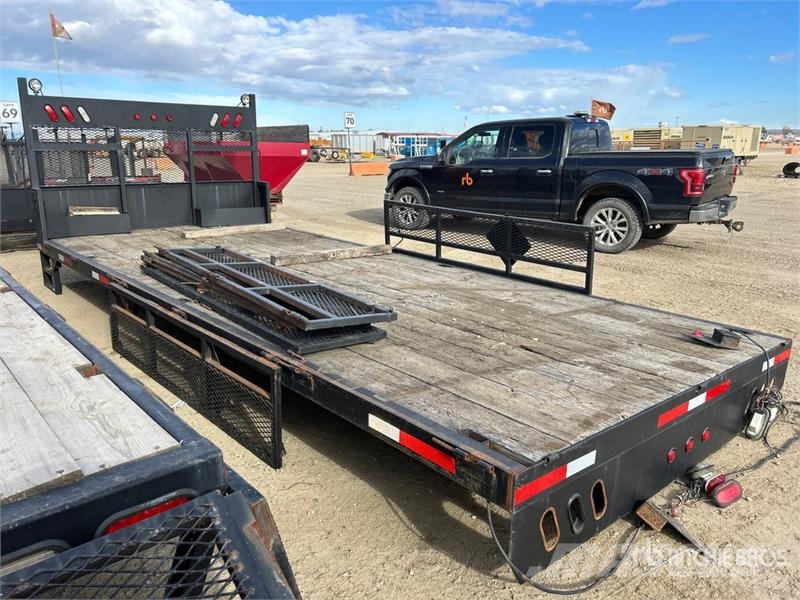 24 ft x 102 in Truck Flatbed Body Фургони