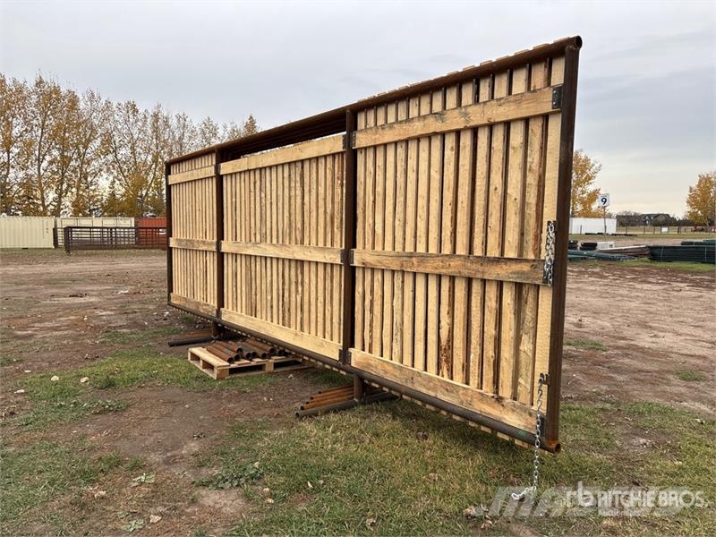 24 ft x 8 ft 10 in Heavy Duty Wind Fence (Unused) Livdyr annet utstyr