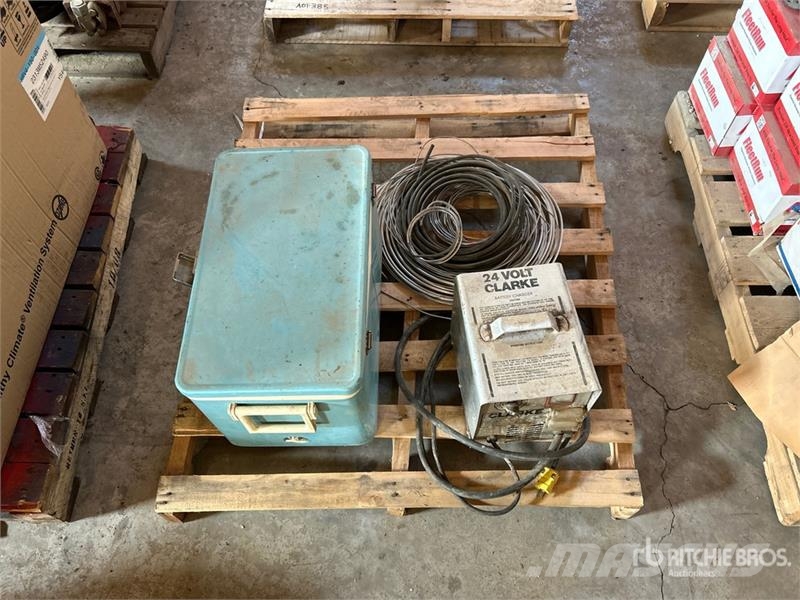 24 Volt Clarke Battery Charger, Alumimum Pipe, Air Drugi deli