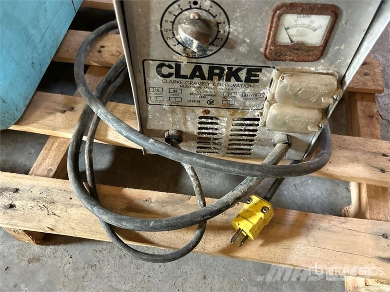 24 Volt Clarke Battery Charger, Alumimum Pipe, Air Drugi deli