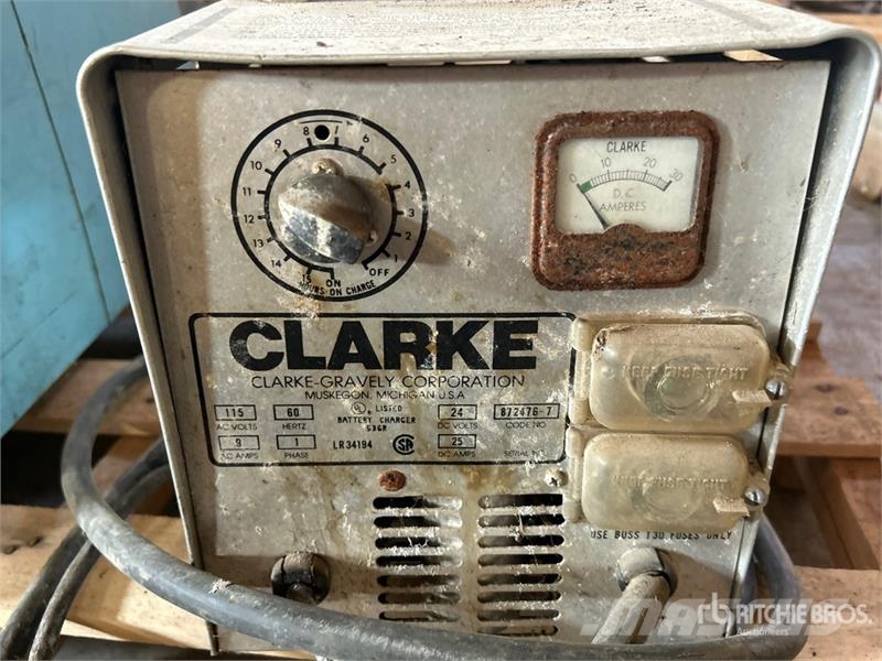 24 Volt Clarke Battery Charger, Alumimum Pipe, Air Drugi deli