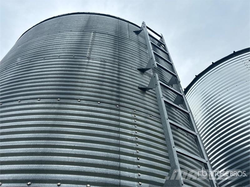  +/- 2400 bu 5 Ring Hopper Grain Bin Procesadoras de cultivos y unidades de almacenamiento / máquinas - Otros
