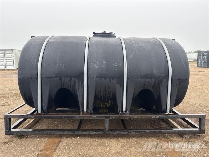  2400 gal Fertilizer Tank Mineral spreaders