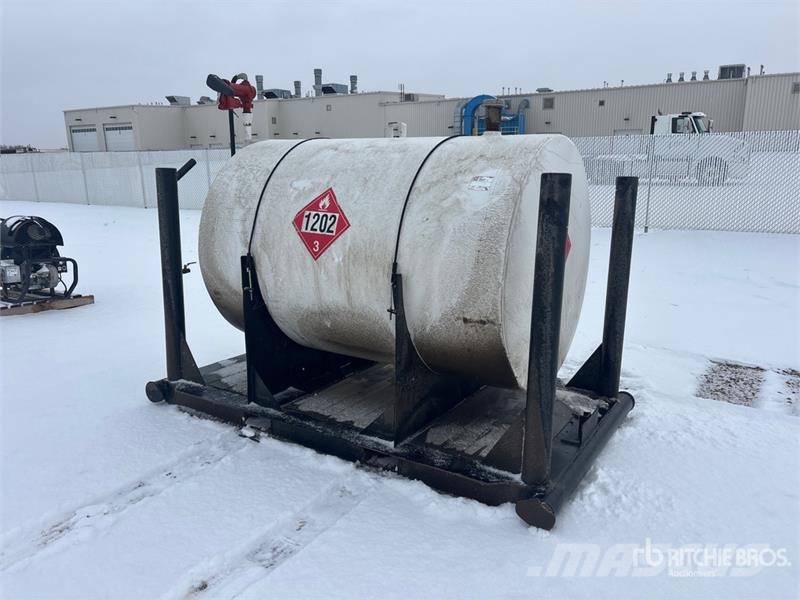  2400 L Skid Mounted Steel Fuel Tank صهاريج الوقود والصهاريج الإضافية