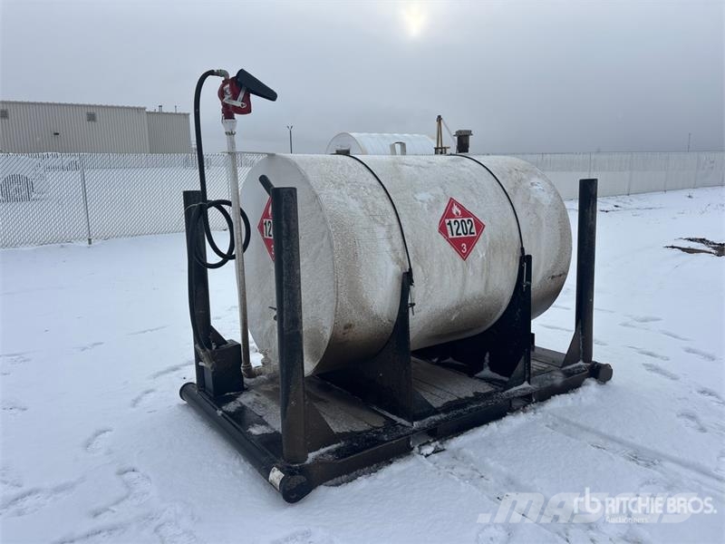  2400 L Skid Mounted Steel Fuel Tank صهاريج الوقود والصهاريج الإضافية