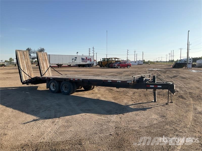 25 ft T/A Equipment Trailer Oprijwagen