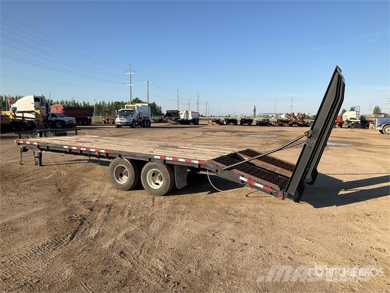 25 ft T/A Equipment Trailer Oprijwagen