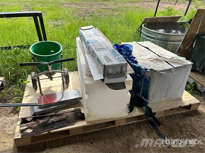 25 Gal ATV Sprayer, Double Flourescent Fixture, 40 Další